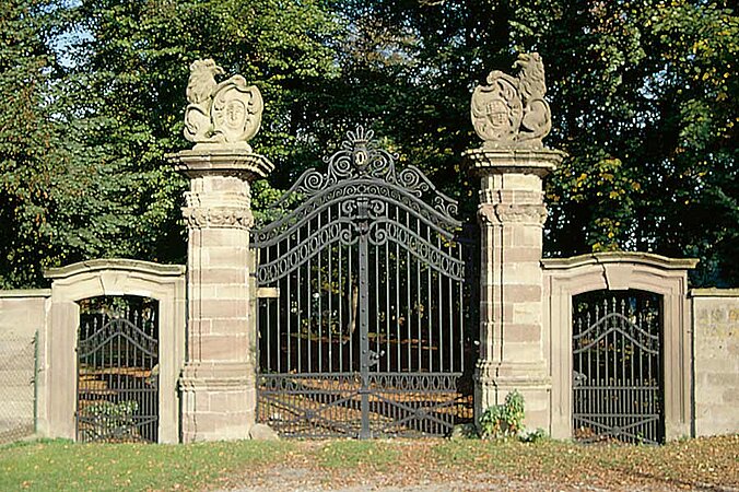 Schlossportal Oberlauringen