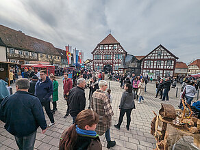 Bild vom Marktplatzes beim Herbstmarkt 1